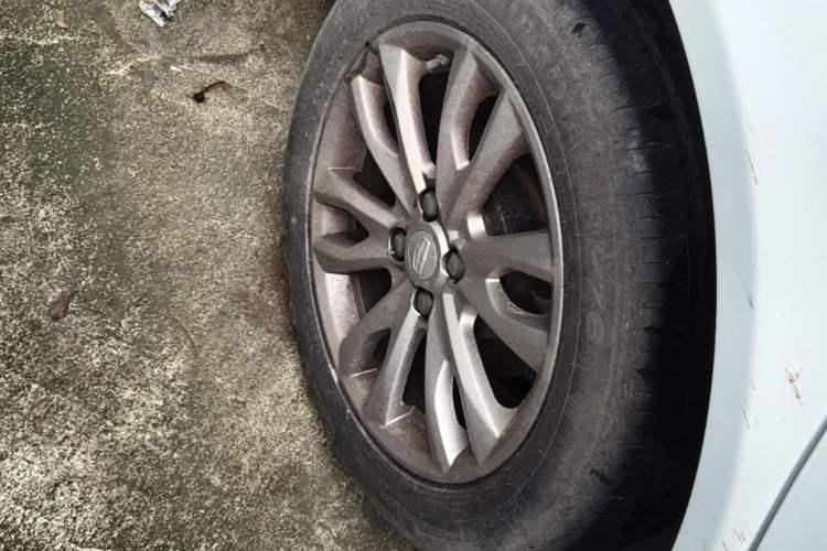 Used Geely Auto Vision 2019 Upgraded Model 1.5L CVT Luxury Version China VI Standard Right Rear Wheel Hub