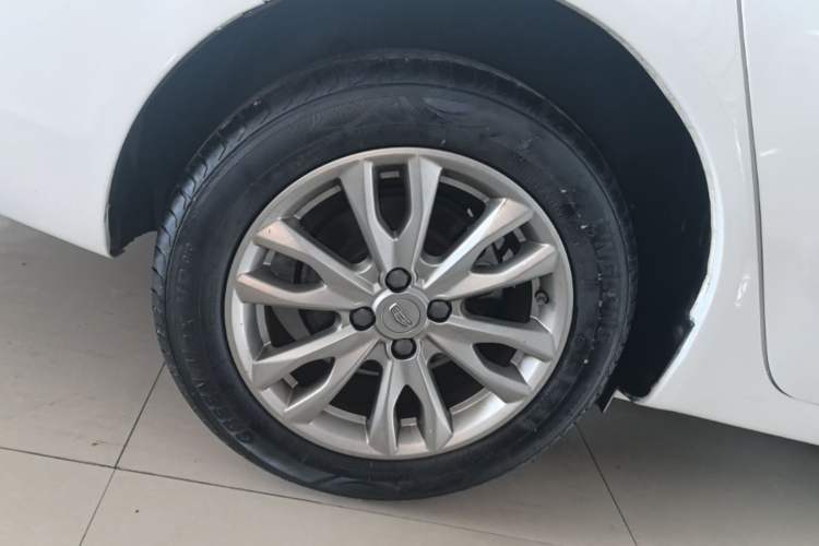 Used Geely Auto Vision 2019 Upgraded Model 1.5L Manual Luxury Version China VI Standard Right Rear Wheel Hub