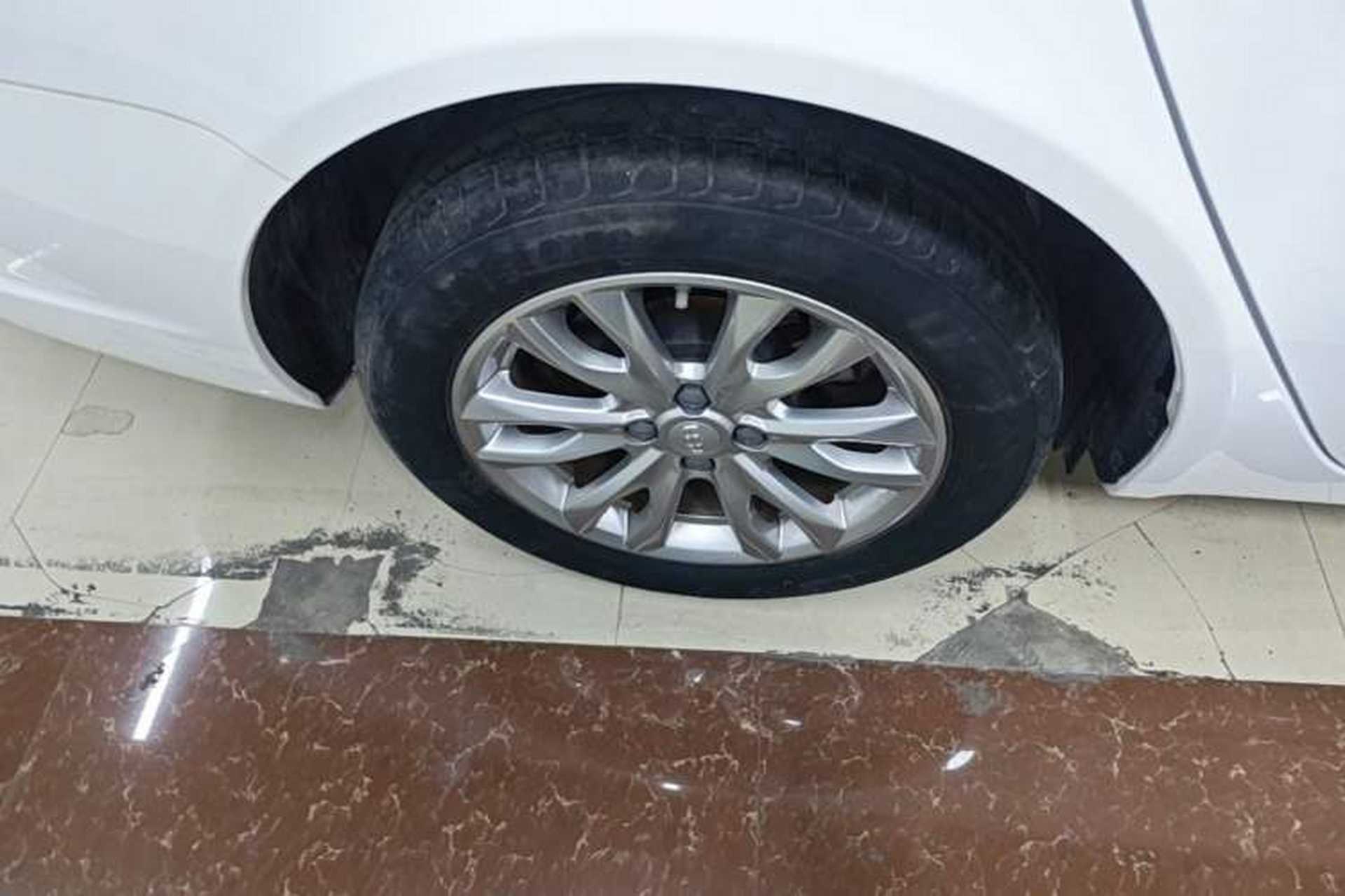 Used Geely Auto Vision 2019 Upgraded Model 1.5L CVT Luxury Version China VI Standard Right Rear Wheel Hub