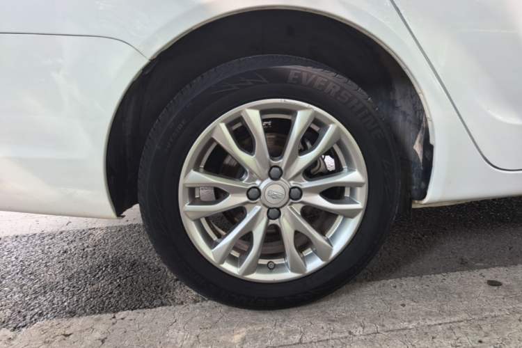 Used Geely Auto Vision 2019 Upgraded Model 1.5L CVT Prestige Version China VI Standard Right Rear Wheel Hub