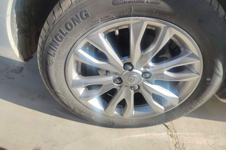 Used Geely Auto Vision 2019 Upgraded Model 1.5L CVT Prestige Version China VI Standard Right Rear Wheel Hub