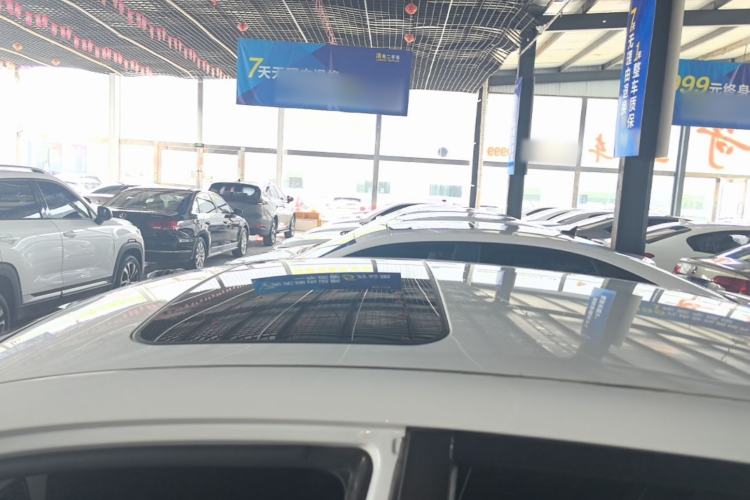 Used Geely Auto Vision 2019 Upgraded Model 1.5L Manual Luxury Version China VI Standard Roof
