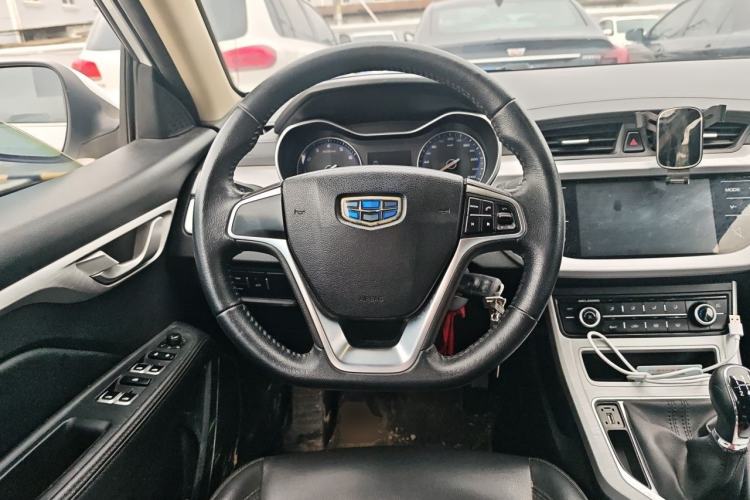 Used Geely Auto Vision 2019 Upgraded Model 1.5L Manual Luxury Version China VI Standard Steering Wheel