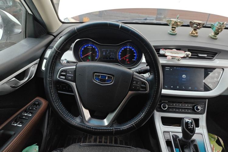Used Geely Auto Vision 2019 Upgraded Model 1.5L CVT Luxury Version China VI Standard Steering Wheel