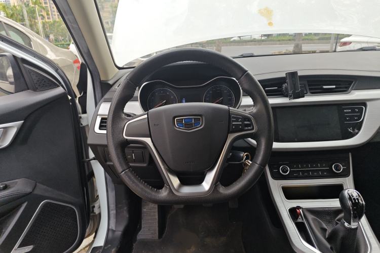 Used Geely Auto Vision 2019 Upgraded Model 1.5L Manual Luxury Version China VI Standard Steering Wheel