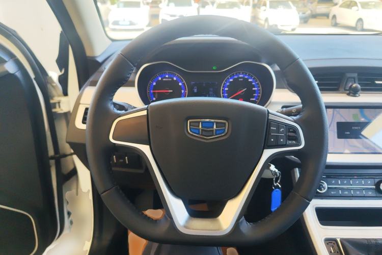 Used Geely Auto Vision 2019 Upgraded Model 1.5L Manual Luxury Version China VI Standard Steering Wheel