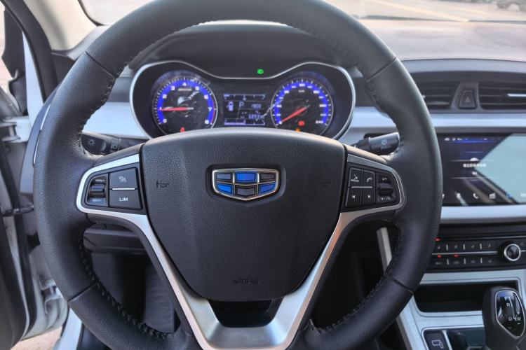 Used Geely Auto Vision 2019 Upgraded Model 1.5L CVT Luxury Version China VI Standard Steering Wheel