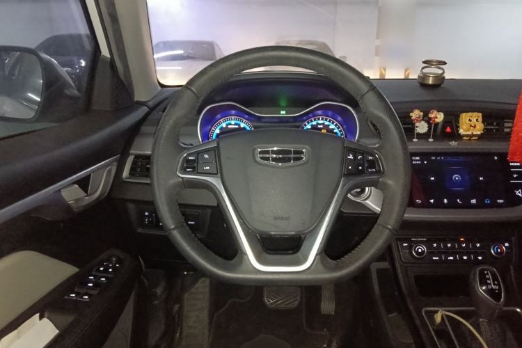 Used Geely Auto Vision 2019 Upgraded Model 1.5L Automatic Luxury Version China V Standard Steering Wheel
