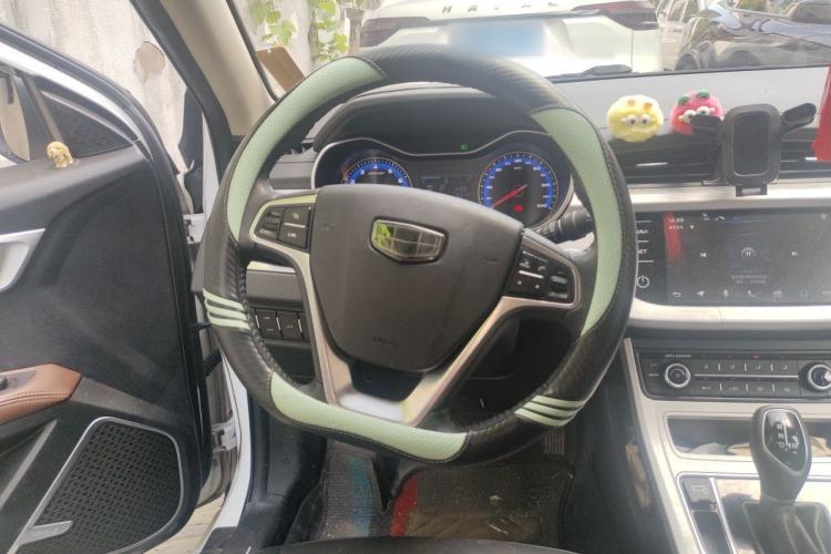 Used Geely Auto Vision 2019 Upgraded Model 1.5L CVT Luxury Version China VI Standard Steering Wheel
