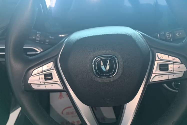 Used Geely Auto Vision 2019 Upgraded Model 1.5L Manual Luxury Version China VI Standard Steering Wheel