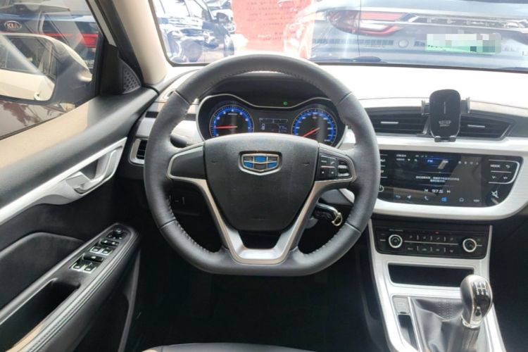 Used Geely Auto Vision 2019 Upgraded Model 1.5L Manual Luxury Version China VI Standard Steering Wheel