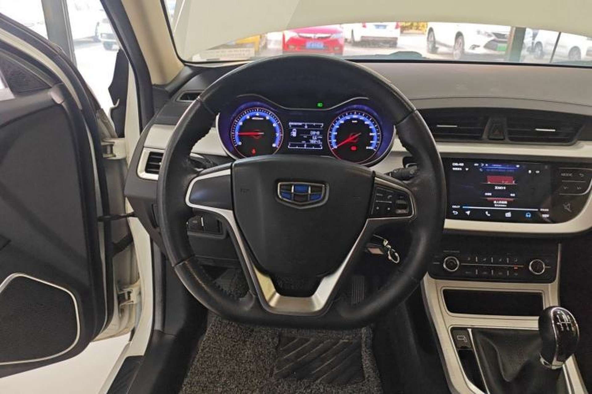 Used Geely Auto Vision 2019 Upgraded Model 1.5L Manual Luxury Version China VI Standard Steering Wheel
