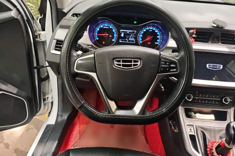 Used Geely Auto Vision 2019 Upgraded Model 1.5L Manual Luxury Version China V Standard Steering Wheel