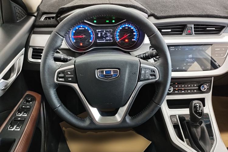 Used Geely Auto Vision 2019 Upgraded Model 1.5L CVT Luxury Version China VI Standard Steering Wheel