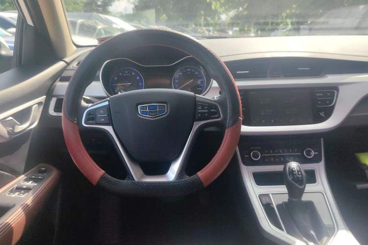 Used Geely Auto Vision 2019 Upgraded Model 1.5L CVT Luxury Version China VI Standard Steering Wheel