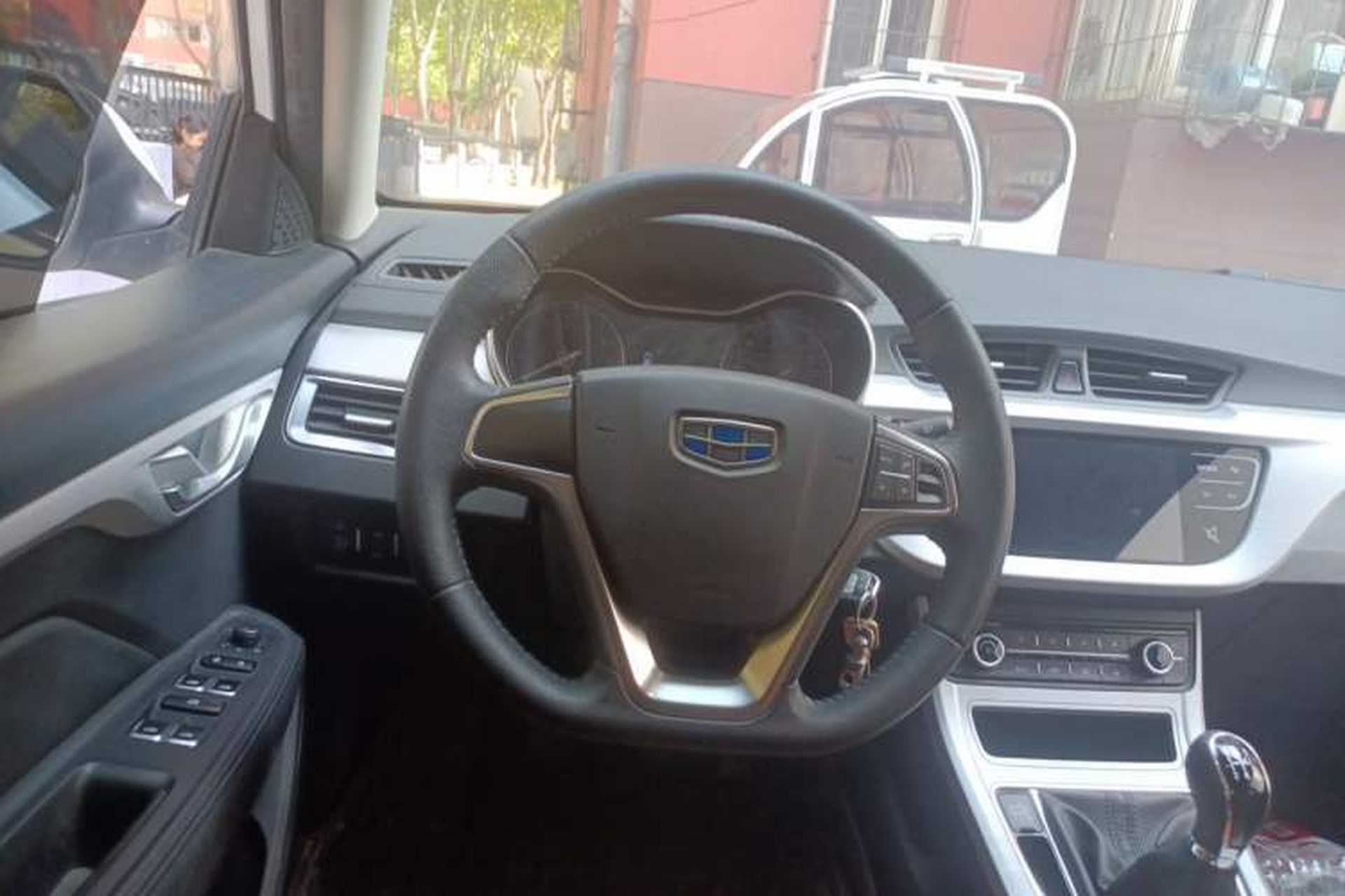 Used Geely Auto Vision 2019 Upgraded Model 1.5L Manual Luxury Version China VI Standard Steering Wheel