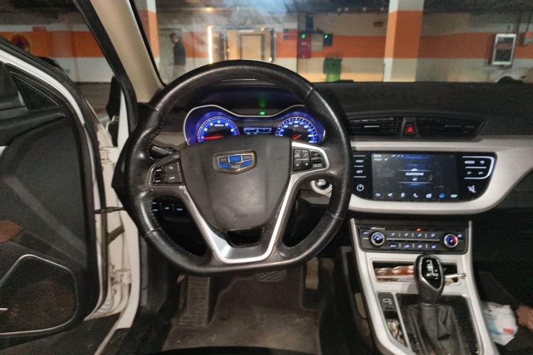 Used Geely Auto Vision 2019 Upgraded Model 1.5L CVT Luxury Version China VI Standard Steering Wheel