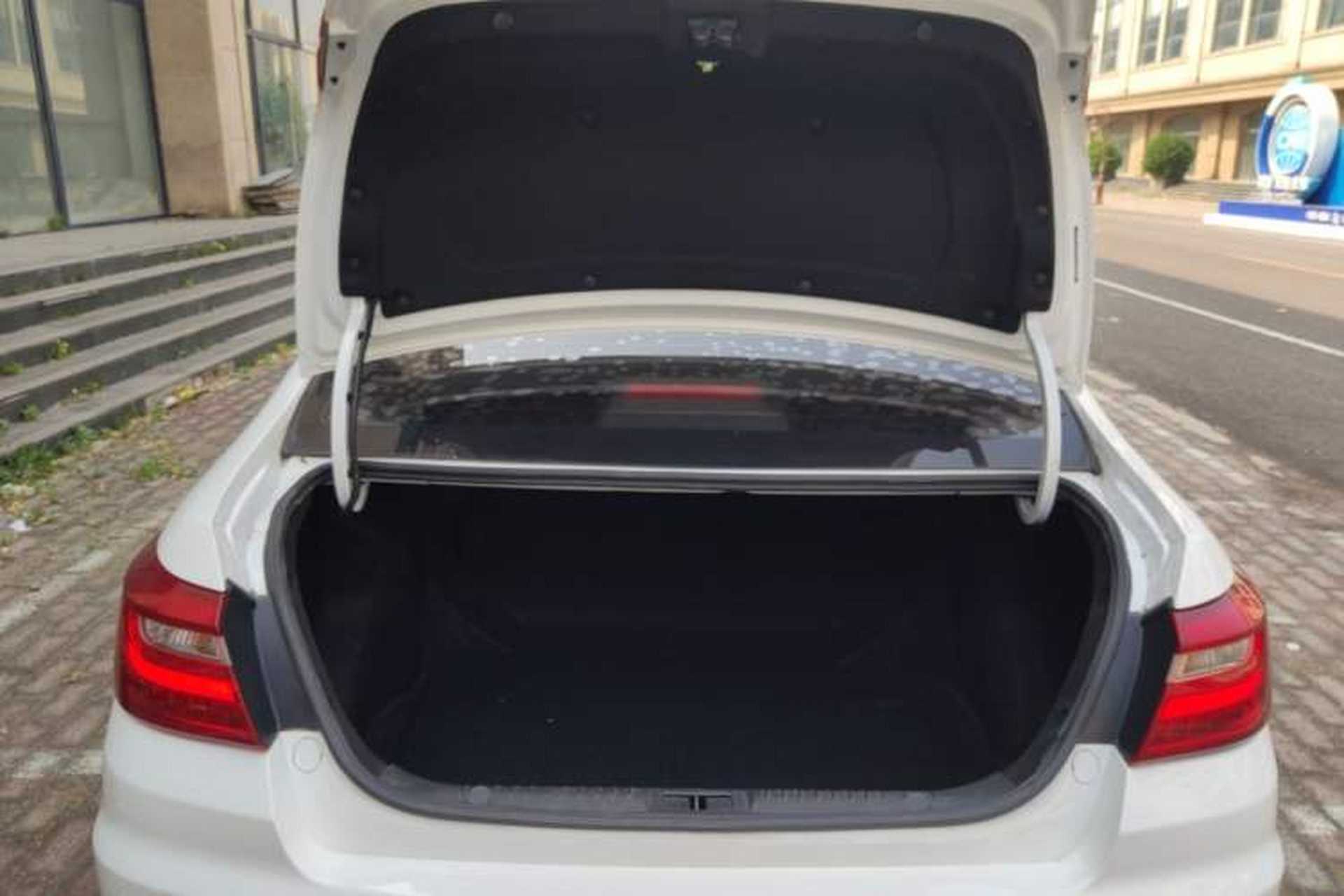 Used Geely Auto Vision 2019 Upgraded Model 1.5L Manual Luxury Version China VI Standard Trunk