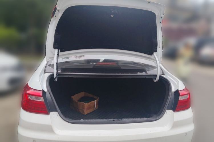 Used Geely Auto Vision 2019 Upgraded Model 1.5L CVT Luxury Version China VI Standard Trunk