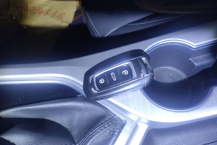 Used Geely Auto Vision 2019 Upgraded Model 1.5L CVT Luxury Version China VI Standard Vehicle Key