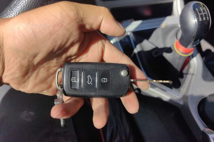 Used Geely Auto Vision 2019 Upgraded Model 1.5L Manual Luxury Version China V Standard Vehicle Key
