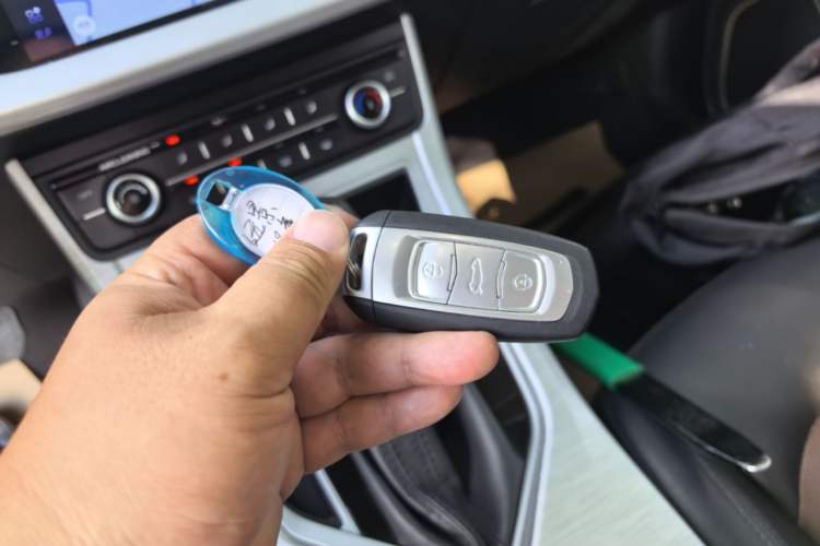 Used Geely Auto Vision 2019 Upgraded Model 1.5L CVT Prestige Version China VI Standard Vehicle Key