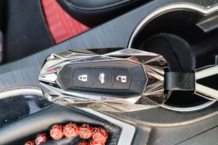 Used Geely Auto Vision 2019 Upgraded Model 1.5L CVT Luxury Version China VI Standard Vehicle Key