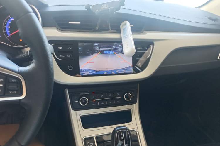 Used Geely Auto Vision 2019 Upgraded Model 1.5L CVT Luxury Version China VI Standard Audio And AC Panel