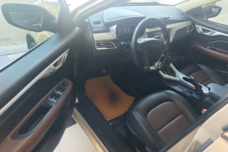 Used Geely Auto Vision 2019 Upgraded Model 1.5L CVT Luxury Version China VI Standard Driver Seat