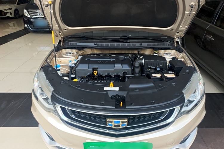 Used Geely Auto Vision 2019 Upgraded Model 1.5L CVT Luxury Version China VI Standard Engine Bay