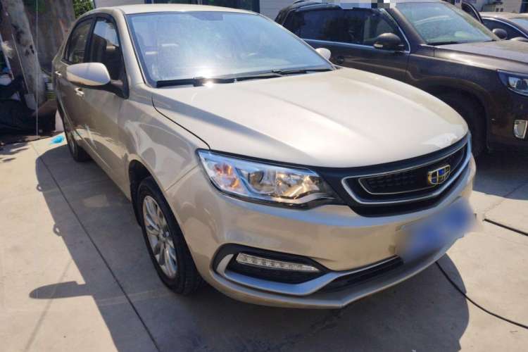 Used Geely Auto Vision 2019 Upgraded Model 1.5L Manual Luxury Version China VI Standard Exterior 2