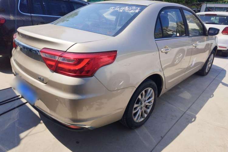 Used Geely Auto Vision 2019 Upgraded Model 1.5L Manual Luxury Version China VI Standard Exterior 5