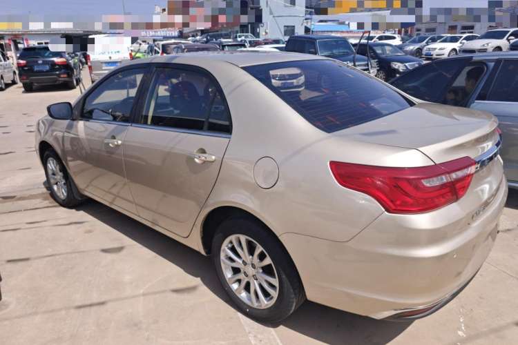 Used Geely Auto Vision 2019 Upgraded Model 1.5L Manual Luxury Version China VI Standard Exterior 5