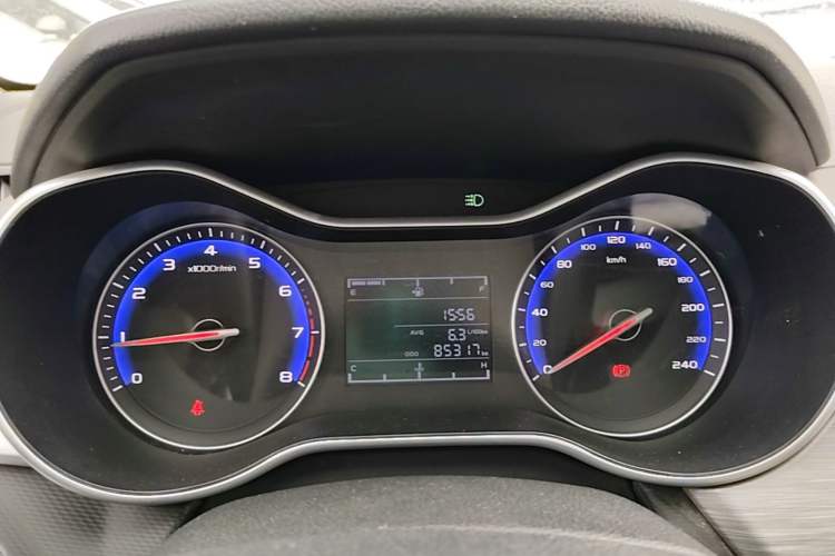 Used Geely Auto Vision 2019 Upgraded Model 1.5L Manual Luxury Version China V Standard Instrument Cluster