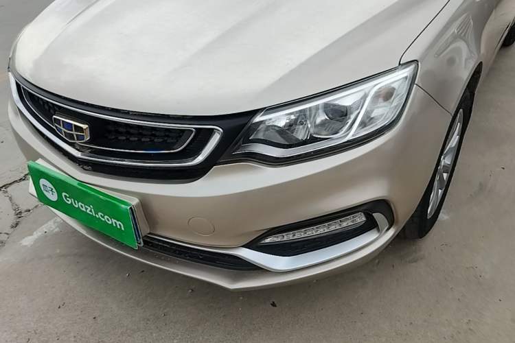 Used Geely Auto Vision 2019 Upgraded Model 1.5L Manual Luxury Version China V Standard Left Front Headlight