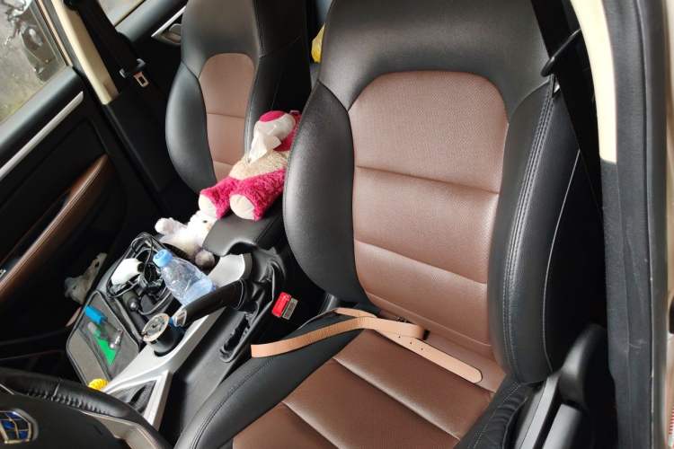 Used Geely Auto Vision 2019 Upgraded Model 1.5L CVT Luxury Version China VI Standard Left Front Seat