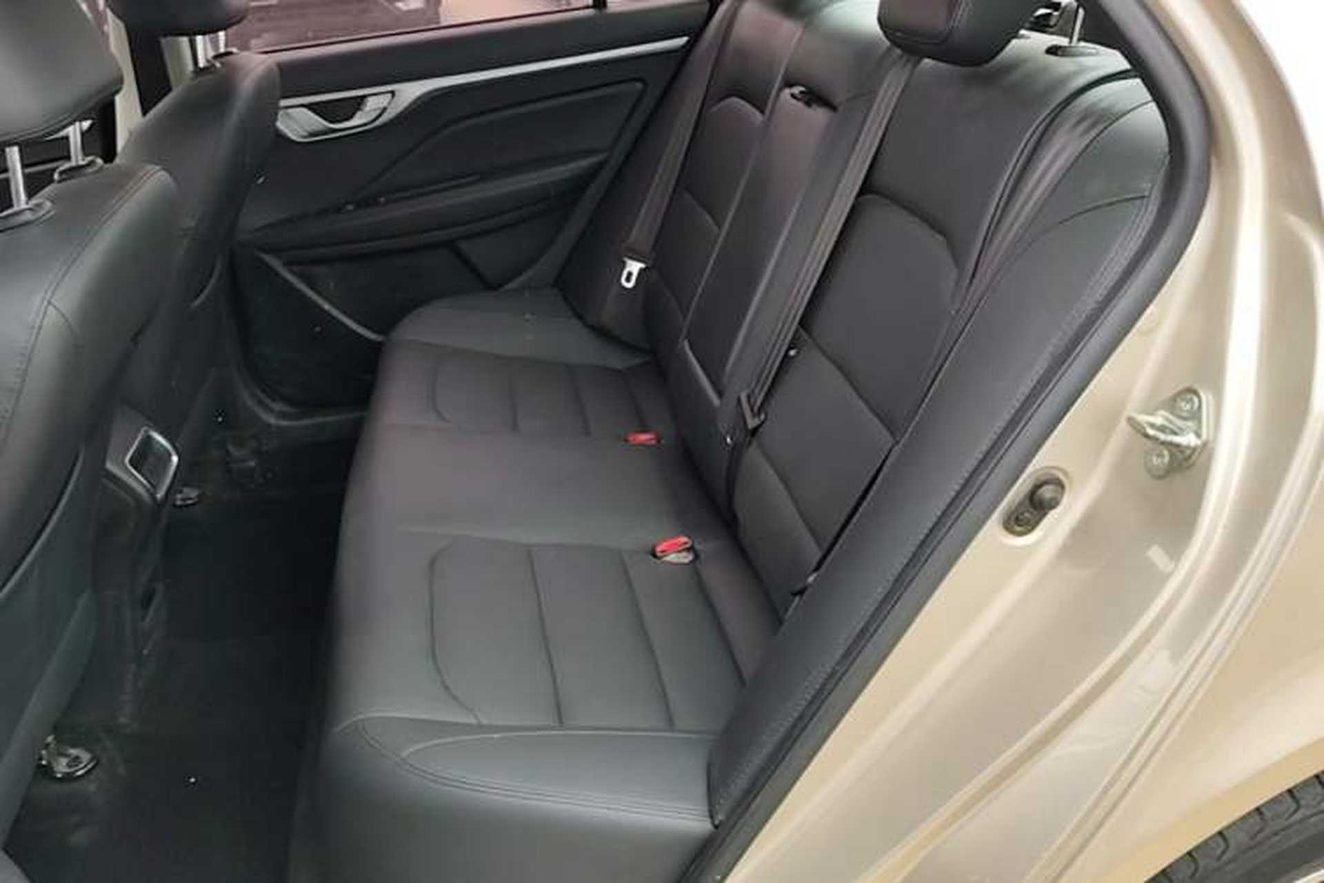 Used Geely Auto Vision 2019 Upgraded Model 1.5L Manual Luxury Version China V Standard Left Rear Seat