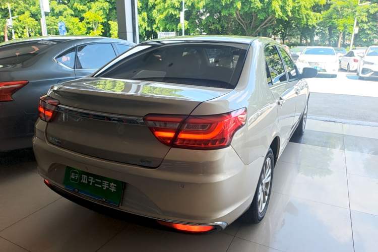 Used Geely Auto Vision 2019 Upgraded Model 1.5L CVT Luxury Version China VI Standard Rear Right 45 Deg