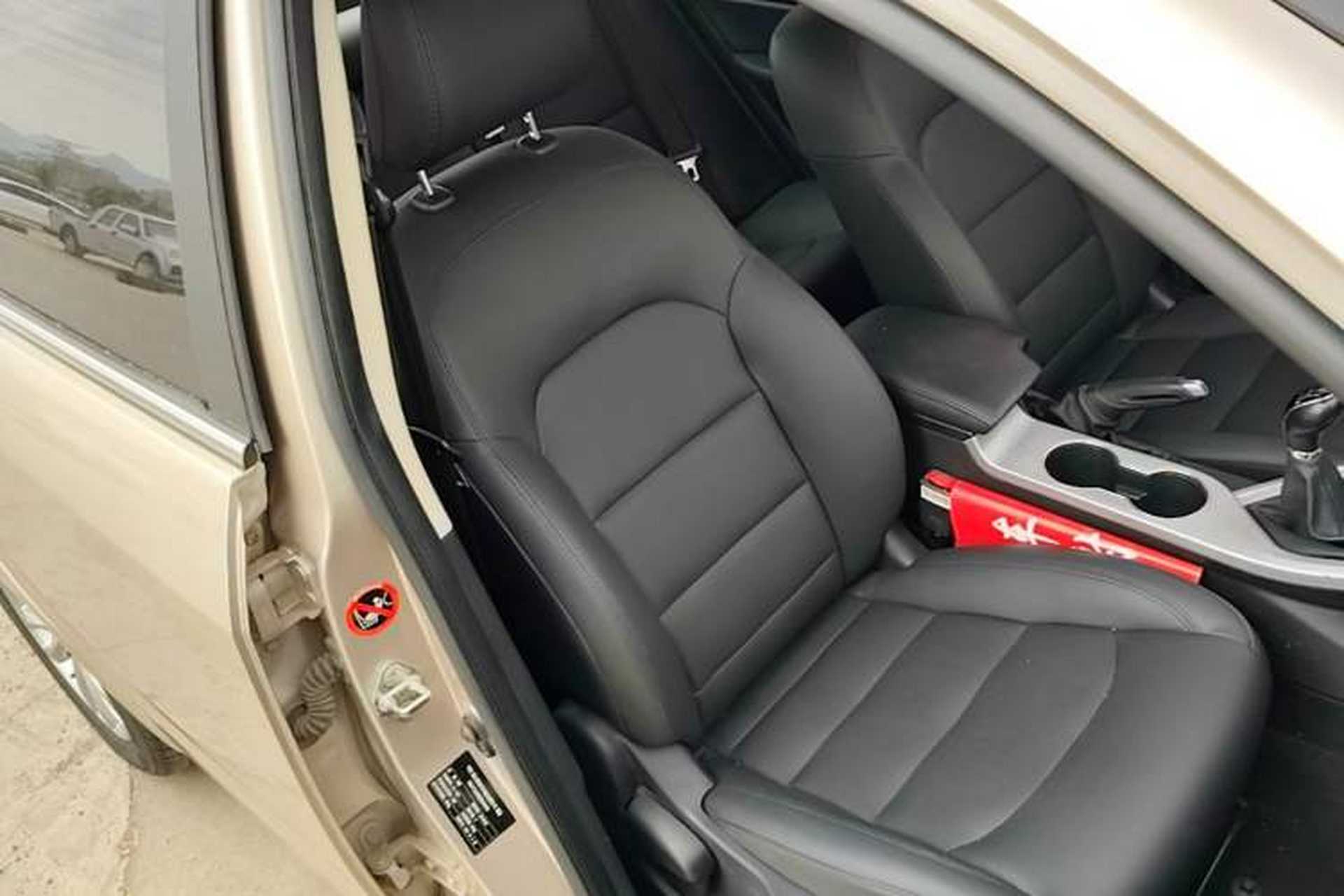 Used Geely Auto Vision 2019 Upgraded Model 1.5L Manual Luxury Version China V Standard Right Front Seat
