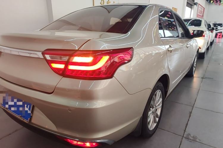 Used Geely Auto Vision 2019 Upgraded Model 1.5L CVT Luxury Version China VI Standard Right Rear Taillight