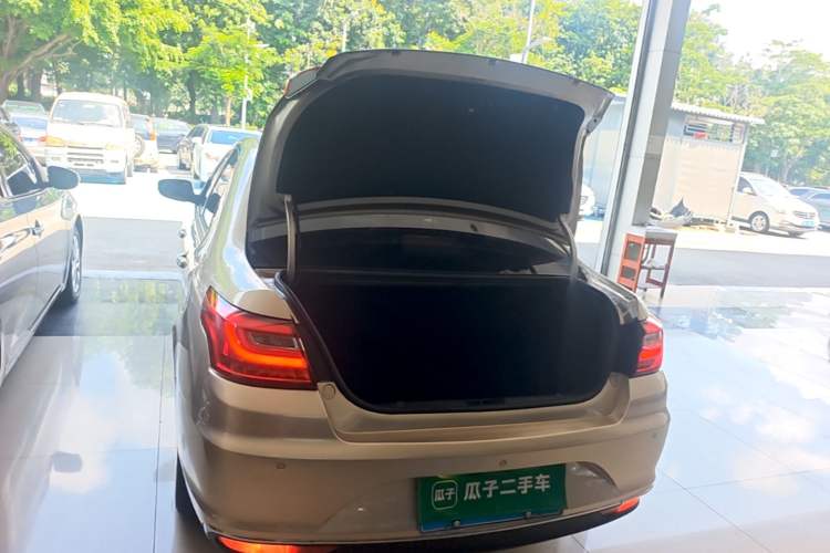 Used Geely Auto Vision 2019 Upgraded Model 1.5L CVT Luxury Version China VI Standard Trunk