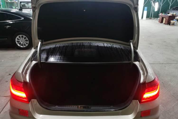 Used Geely Auto Vision 2019 Upgraded Model 1.5L CVT Luxury Version China VI Standard Trunk