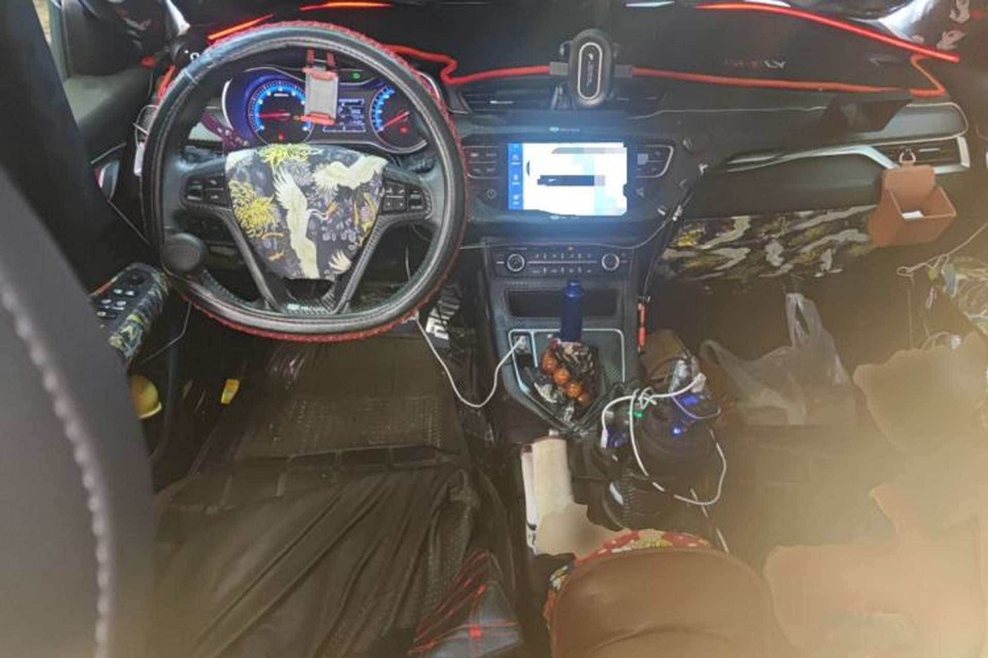 Used Geely Auto Vision 2020 1.5L CVT Asian Games Edition Center Console