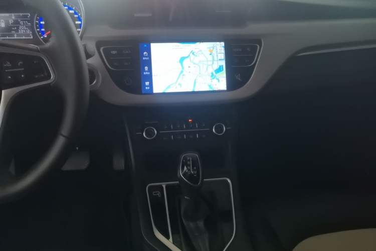 Used Geely Auto Vision 2020 Revised Version 1.5L CVT Asian Games Edition Audio And AC Panel