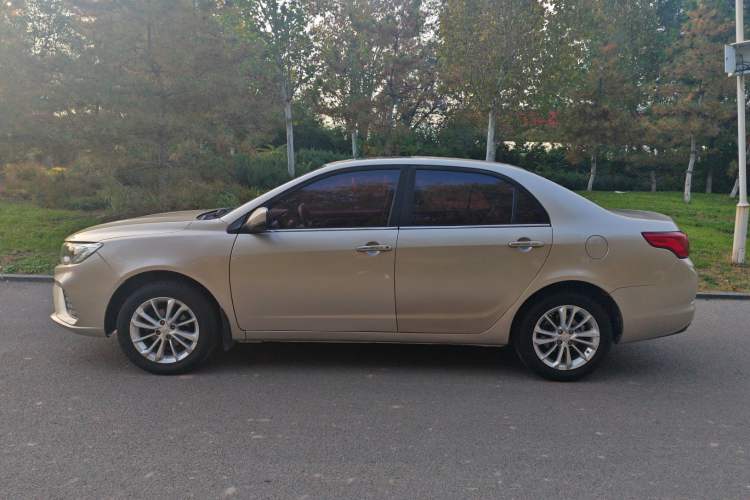 Used Geely Auto Vision 2020 1.5L Manual Asian Games Edition Exterior 5