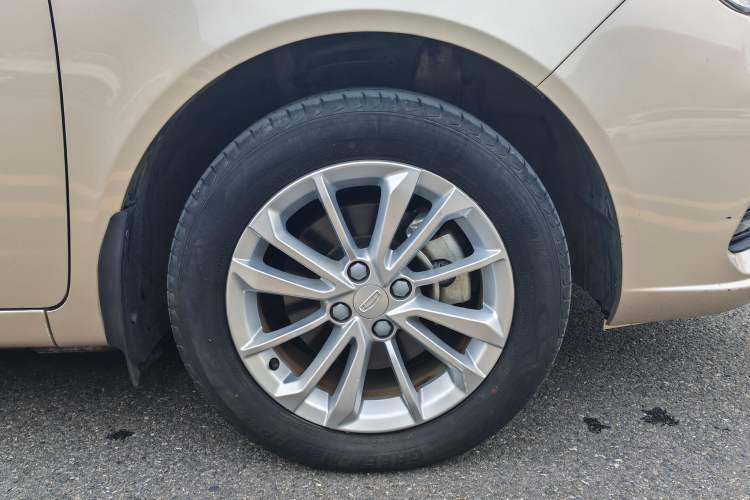 Used Geely Auto Vision 2020 Revised Version 1.5L CVT Asian Games Edition Exterior 6