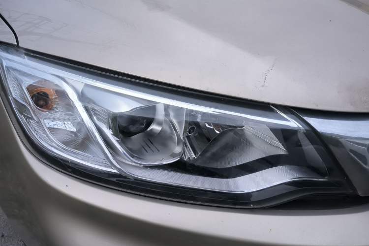 Used Geely Auto Vision 2020 1.5L Manual Asian Games Edition Exterior 6
