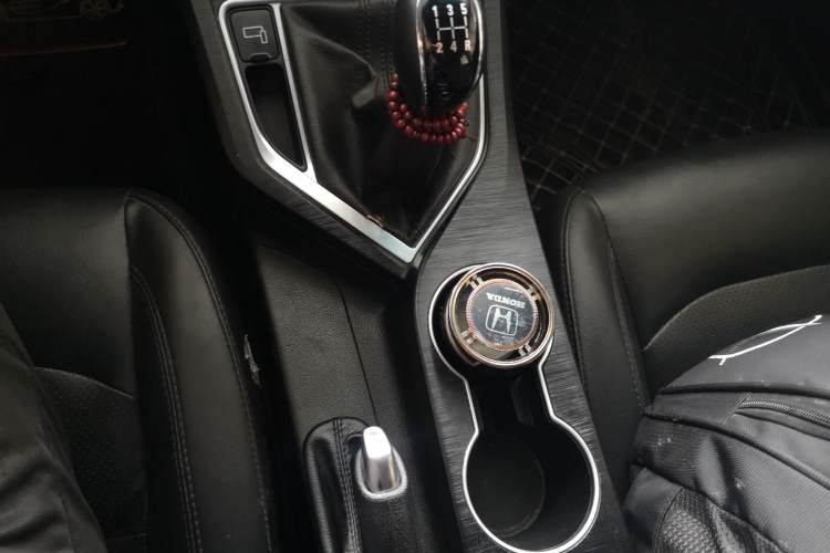 Used Geely Auto Vision 2020 Revised 1.5L Manual Asian Games Edition Gear Lever