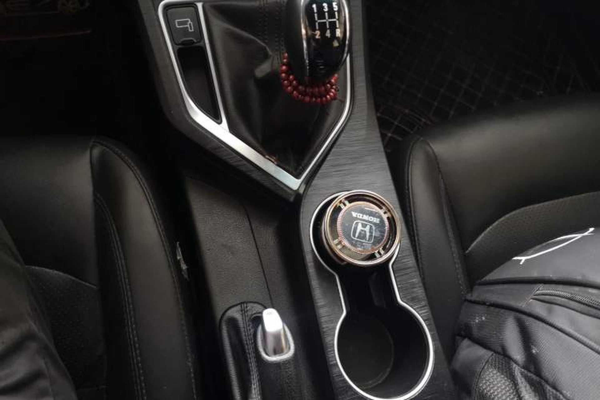 Used Geely Auto Vision 2020 Revised 1.5L Manual Asian Games Edition Gear Lever
