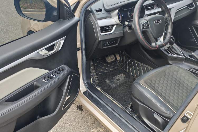 Used Geely Auto Vision 2020 Revised Version 1.5L CVT Asian Games Edition Interior 6